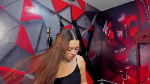 Snapshot of hana_and_zeta chatting on October 2025 12:20:01 PM Hana and Zeta online show from October 2025 12:20:01 PM