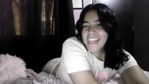 Snapshot of hanah_bakeer chatting on July 2026 04:58:01 PM Hanah Montana Independent model online show from July 2026 04:58:01 PM
