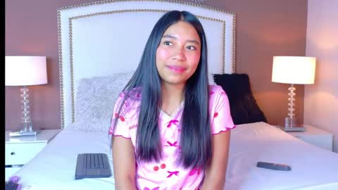 Snapshot of hanaluna chatting on May 2026 06:03:02 PM Hanna online show from May 2026 06:03:02 PM