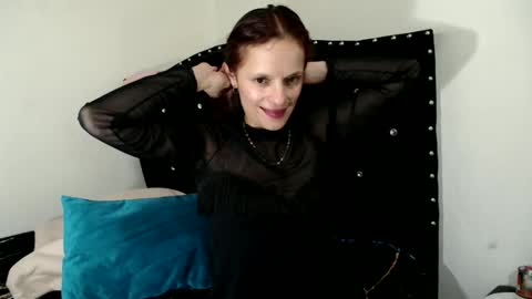 Snapshot of hanamor chatting on March 2025 09:13:02 PM Hana.......Fansly - content being added daily.. online show from March 2025 09:13:02 PM