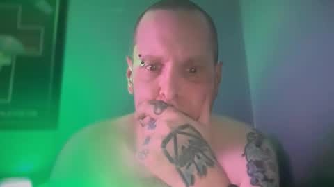 Snapshot of hand_banana_420 chatting on October 2025 03:53:02 AM hand_banana_420 online show from October 2025 03:53:02 AM