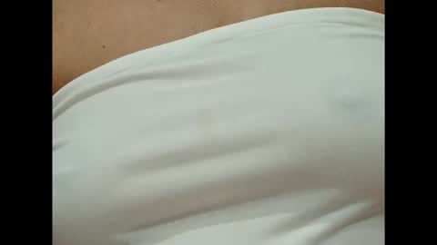 Snapshot of handleme31 chatting on May 2026 02:42:02 AM miolinasexycpl online show from May 2026 02:42:02 AM