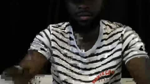 Snapshot of handsome_king30 chatting on April 2026 04:23:02 PM handsome king online show from April 2026 04:23:02 PM