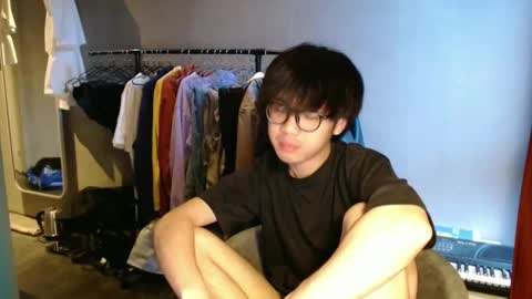 handsome_mannn online show from June 2026 06:57:01 PM