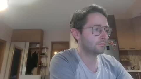 Snapshot of handsome_sasha chatting on February 2025 01:33:01 PM Sasha online show from February 2025 01:33:01 PM