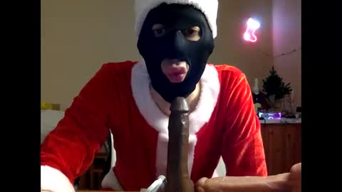 Snapshot of handsomealfie chatting on December 2024 05:33:02 PM HandsomeAlfie online show from December 2024 05:33:02 PM