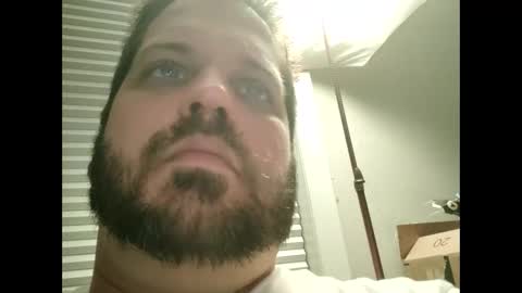 Snapshot of handsomedaddy198923 chatting on October 2025 03:10:01 AM handsomedaddy198923 online show from October 2025 03:10:01 AM