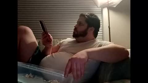 Snapshot of handsomedaddy198923 chatting on October 2025 07:31:01 AM handsomedaddy198923 online show from October 2025 07:31:01 AM