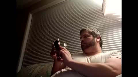 Snapshot of handsomedaddy198923 chatting on November 2025 06:52:01 AM handsomedaddy198923 online show from November 2025 06:52:01 AM