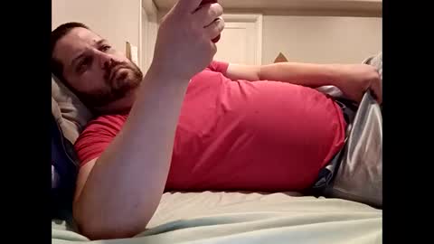 Handsomedaddy198923 online show from June 2026 07:13:01 PM