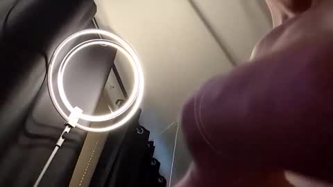 Snapshot of handsomerob42 chatting on October 2025 04:18:01 PM handsomerob42 online show from October 2025 04:18:01 PM