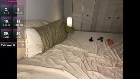 Snapshot of handsumhung chatting on November 2025 09:59:01 PM handsumhung online show from November 2025 09:59:01 PM