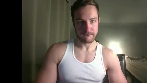 Snapshot of handsumhung chatting on December 2025 01:04:02 AM handsumhung online show from December 2025 01:04:02 AM