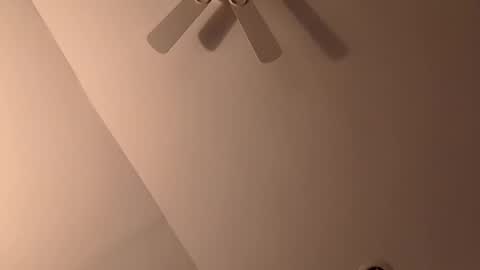Handydick7373 online show from December 2024 04:33:02 AM