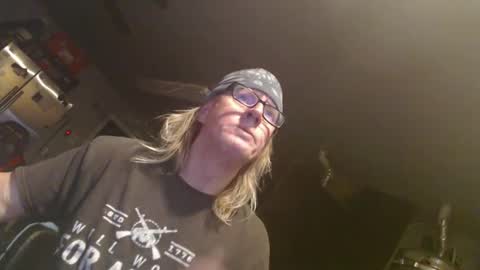 Snapshot of handyman5303 chatting on February 2025 04:46:01 PM Handystudman online show from February 2025 04:46:01 PM