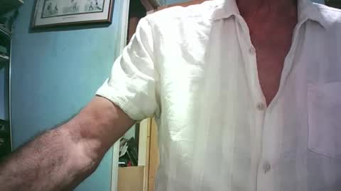 Snapshot of handymanforyou177322 chatting on January 2026 01:08:02 AM handymanforyou177322 online show from January 2026 01:08:02 AM