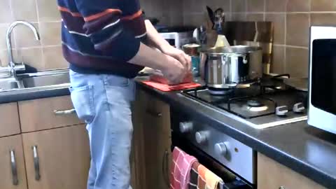 handz2 online show from February 2026 02:58:01 PM