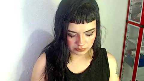 Snapshot of hanna99moon chatting on February 2025 02:09:02 PM JUANA online show from February 2025 02:09:02 PM