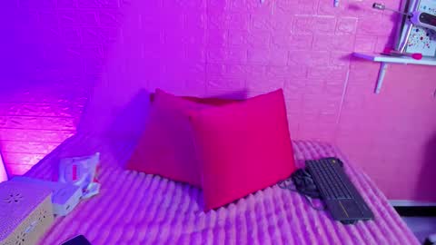 Snapshot of hanna_azumi_ chatting on November 2025 03:16:02 AM hanna online show from November 2025 03:16:02 AM