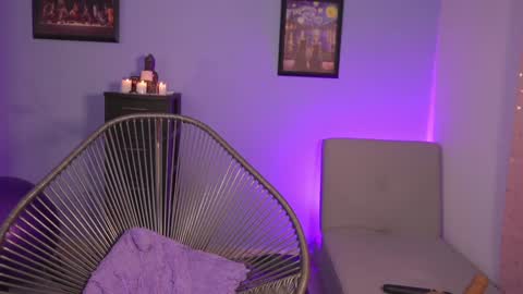 HANNA  online show from January 2025 11:38:01 PM