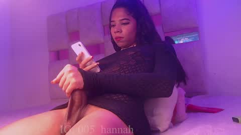 H A N A FOXX online show from April 2026 07:26:02 AM