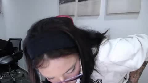 mara online show from March 2026 10:31:02 PM