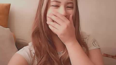 Snapshot of hanna_kiss chatting on January 2025 05:42:02 PM Anna online show from January 2025 05:42:02 PM