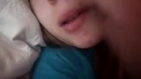 Snapshot of hanna_kiss chatting on February 2025 01:40:02 PM Anna online show from February 2025 01:40:02 PM