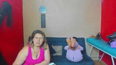 Snapshot of hanna_mature01 chatting on September 2025 09:15:01 PM Hanna online show from September 2025 09:15:01 PM