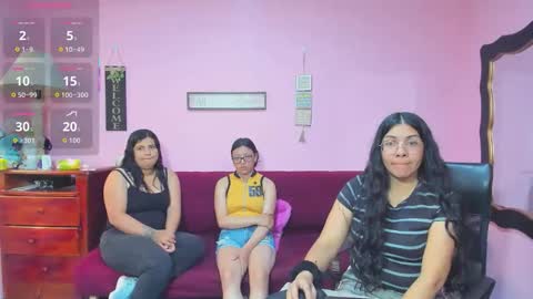 Snapshot of hanna_mature01 chatting on November 2025 12:37:02 PM Hanna online show from November 2025 12:37:02 PM