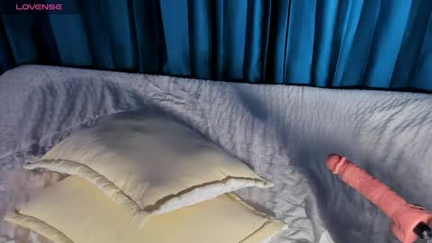 Hanna online show from April 2026 10:01:02 PM