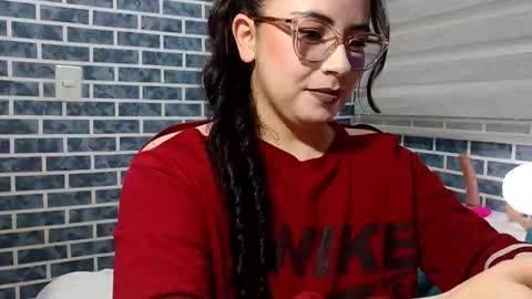 hanna_moons online show from April 2026 01:49:01 AM