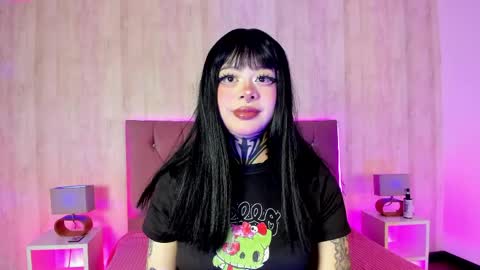 Hanna  online show from April 2026 01:05:02 PM