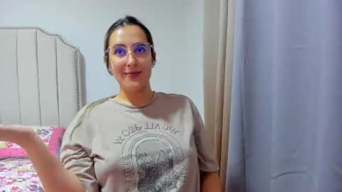 Snapshot of hannaa86 chatting on July 2026 11:31:01 PM Hanna online show from July 2026 11:31:01 PM