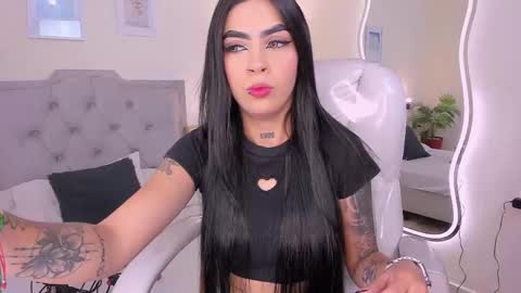 Snapshot of hannacolleman chatting on November 2025 08:08:01 PM Hanna online show from November 2025 08:08:01 PM