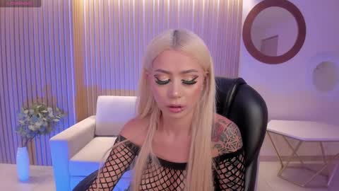  Hanna Connor  online show from March 2025 08:00:01 PM