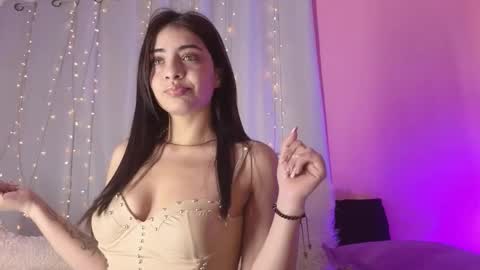 Snapshot of hannacruzsj chatting on December 2025 07:19:02 PM hannacruzsj online show from December 2025 07:19:02 PM