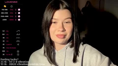 Snapshot of hannah_allin chatting on November 2025 05:46:01 PM Hannah Allin online show from November 2025 05:46:01 PM