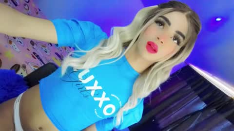 hannah backers online show from December 2025 08:25:01 PM