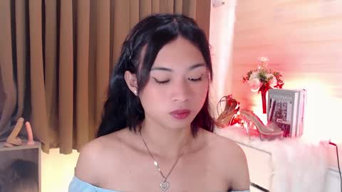 Alex online show from February 2025 06:33:01 AM