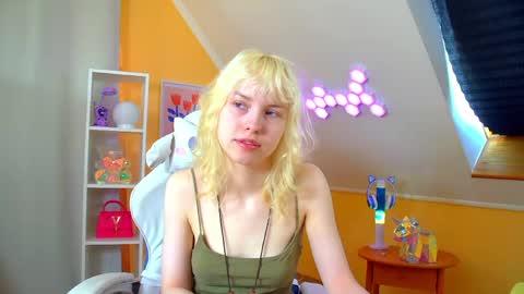Hannah online show from April 2026 06:16:02 AM