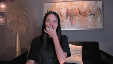 HANNAH J online show from December 2024 04:26:01 PM