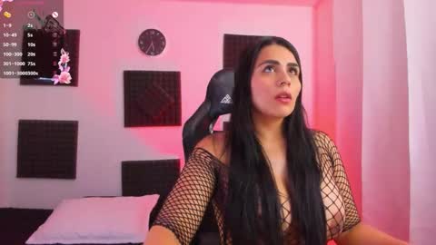 Hanna  online show from October 2025 10:32:02 PM