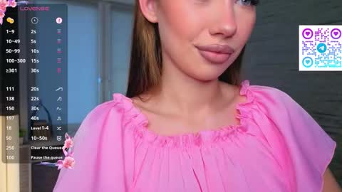 Snapshot of hannavaile chatting on October 2025 07:32:01 AM Hanna online show from October 2025 07:32:01 AM