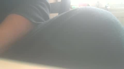 hannes_k online show from February 2025 09:16:02 AM