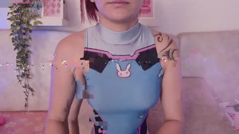 Yumii online show from April 2026 12:21:01 PM