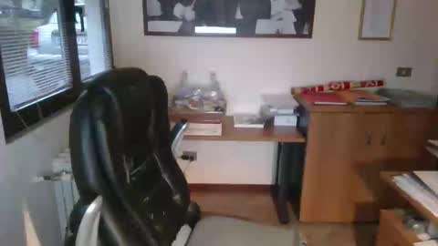 Snapshot of hanscooper chatting on December 2025 03:51:02 PM hanscooper online show from December 2025 03:51:02 PM