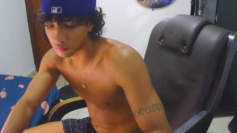 Snapshot of hansel_take chatting on July 2026 09:46:02 PM hansel_take online show from July 2026 09:46:02 PM