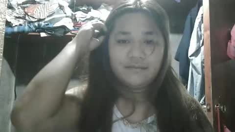 happy00725310 online show from November 2025 09:37:02 PM