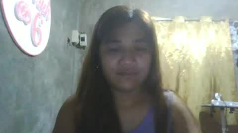 happy00725310 online show from December 2025 10:04:02 PM